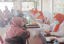 Puskesmas Cot Seumereung Tracing TB dan CKG Masyarakat di Desa Suak Timah