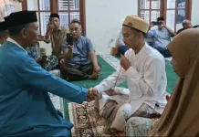 Kumandang Azan Mengantarkan Pasangan Asal Sumut Bersyahadat di Aceh Barat