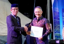 Kadis PUPR Aceh Barat Terima Penghargaan Kemitraan dari RRI Meulaboh