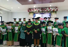 Sekolah Lansia Mutiara Senja Wisuda 22 Peserta