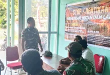 Babinsa Kodim Abdya Edukasi Masyarakat Tentang Bahaya Karhutla