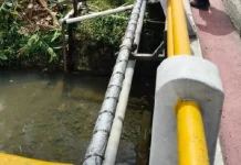 PUPR Abdya Pastikan Pipa Sanitasi di Jembatan Alue Padee Aman