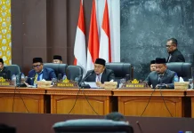 Pemkab Nagan Raya Sampaikan Jawaban Pandangan Umum ke Fraksi DPRK