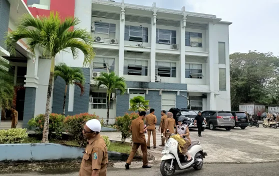 Breaking news: Gempa Bumi 6.4 Mg Guncang Simeulue