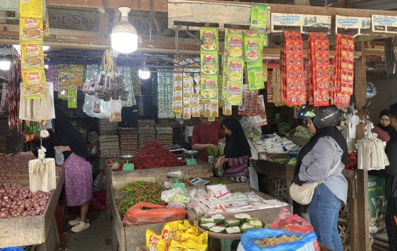 Harga Cabai Merah di Pasar Bina Usaha Meulaboh Naik