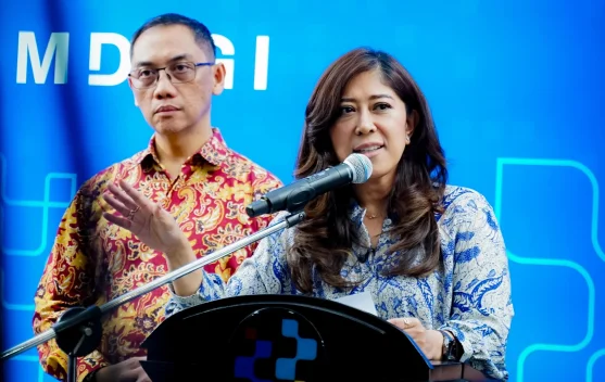 Menkomdigi Tegaskan Kepatuhan Platform Digital terhadap PP Tunas
