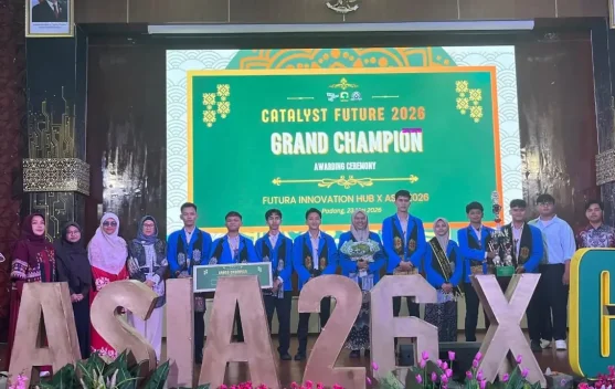 Delegasi UIN Ar-Raniry Dapat Penghargaan Grand Champion di Ajang Nasional