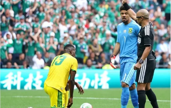 Tiga Kartu Merah Pecahkan Rekor Baru Match Pembuka Piala Dunia