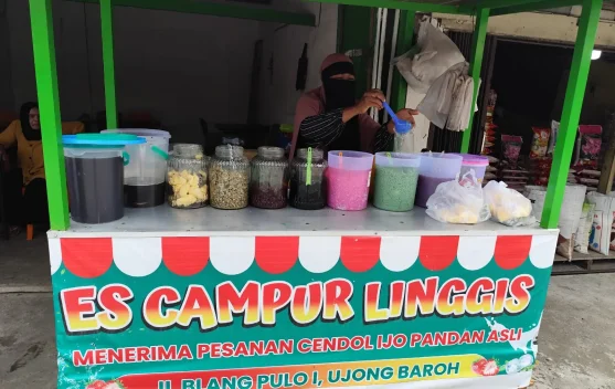Es Campurr Mimi Berharap Bisa Umroh  Hasil Jualan UMKM