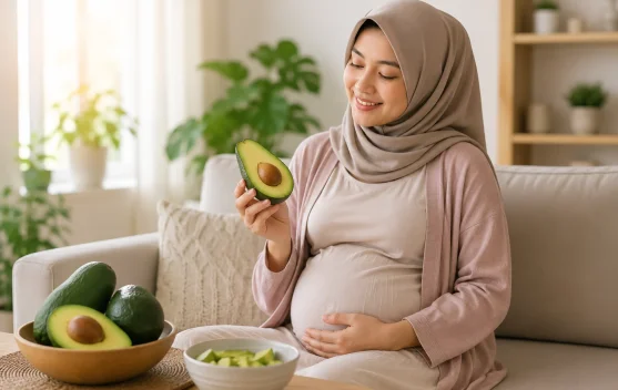 Satu Buah, Banyak Manfaat! Ini Alasan Alpukat Layak Dikonsumsi Selama Kehamilan