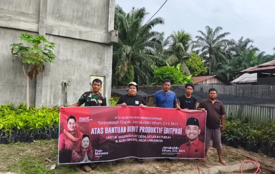Jamaluddin Idham Salurkan 7.500 Bibit Produktif untuk Petani Aceh