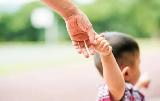 Hak Anak di Era Digital, Sudahkah Mereka Benar-Benar Terlindungi?