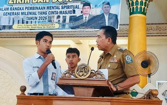 Bupati Simeulue Ajak Generasi Muda Cintai dan Makmurkan Masjid