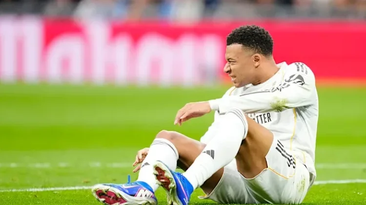 Mbappe Absen Lawan Benfica, Cedera Lutut Kambuh