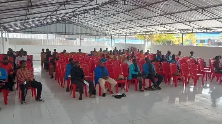 Dorong Kompetensi Jurnalistik STAK Nabire Gelar Seminar Nasional