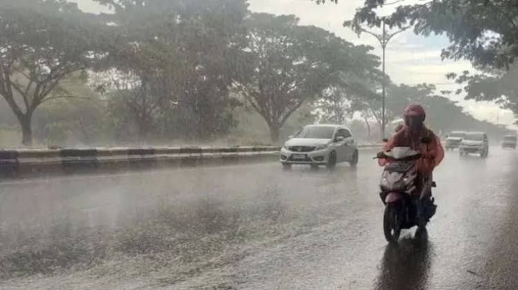BMKG: Hujan Ringan-Sedang Guyur Nabire Malam Ini
