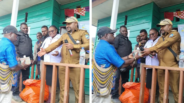 BLT PKH Disalurkan di Sugapa, 17 Kampung Terima Bantuan Secara Merata