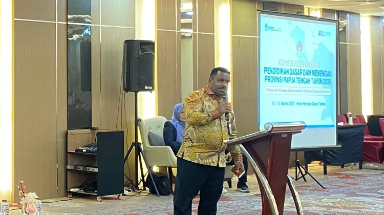 Lenis Kogoya Dorong Peran Lembaga Adat Awasi Program BGN di Papua