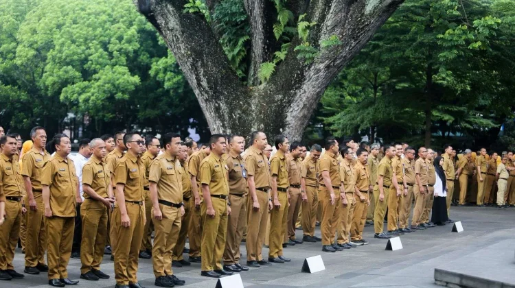 Pemerintah Segera Tetapkan Kebijakan WFH ASN dan Swasta