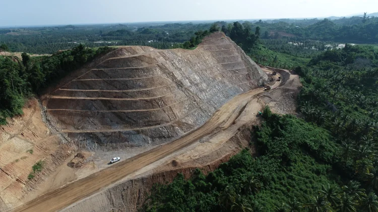 Kerugian Merdeka Copper Gold Melebar Jadi Rp1,03 Triliun