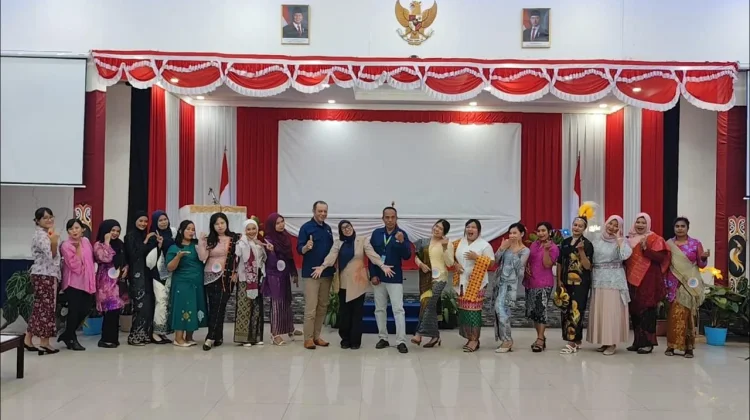 Peringati Hari Kartini, RRI Nabire Bersama DWP Gelar Fashion Show & Puisi