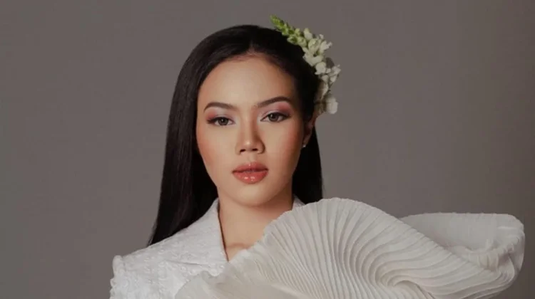 Lirik Lagu Buka Hati - Yura Yunita