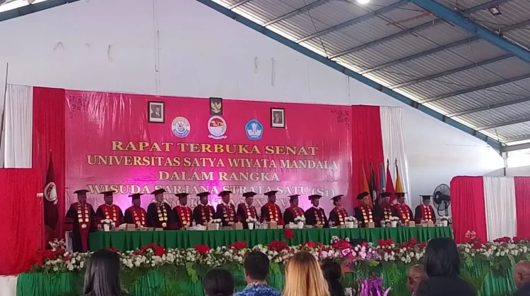 Rektor USWIM Nabire,  Mewisuda 99 Orang Sarjana Baru Angkatan XXV