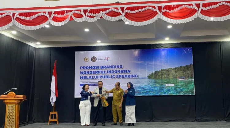 Public Speaking Jadi Senjata Baru Promosi Wisata Nabire