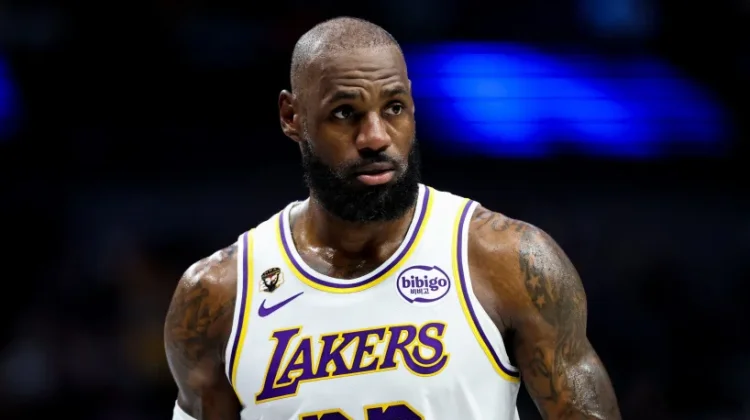 LeBron Tanggapi Klaim Rockets Usai Kalah di Game 5