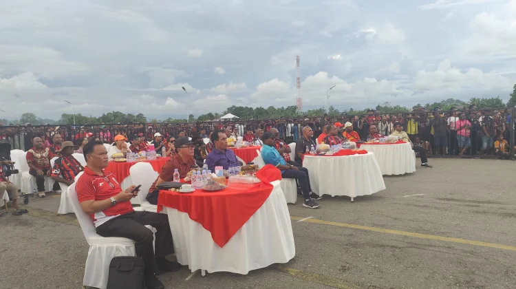 Antusiasme Nobar Persipura di Nabire Satukan Dukungan Warga