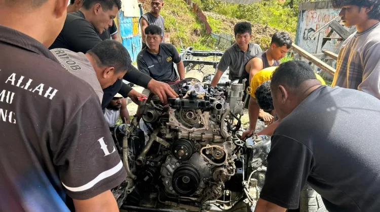 Akses sulit, Mobil Polisi Dipotong 32 Bagian Demi Tiba di Polres Intan Jaya