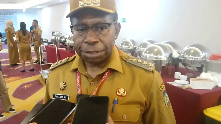 Bupati Waropen Soroti Konektivitas Antar wilayah di Tanah Papua