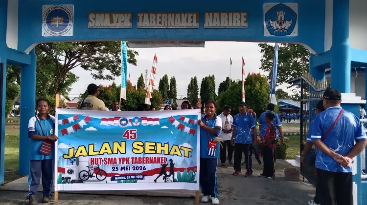 Menyongsong HUT ke-45  Keluarga Besar SMA YPK Nabire Gelar Jalan Sehat Berhadian