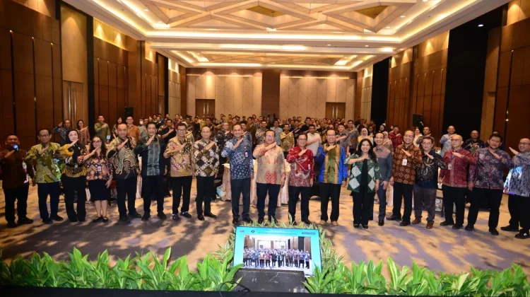 OJK Catat Tabungan Pelajar Capai Rp29,13 Triliun