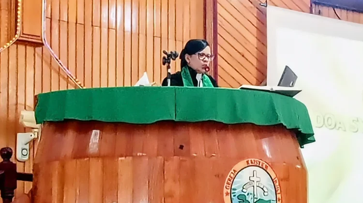 Jemaat GKI Solafide Nabire Diajak Hidup Saling Menghargai, dan Menyayangi Sesama