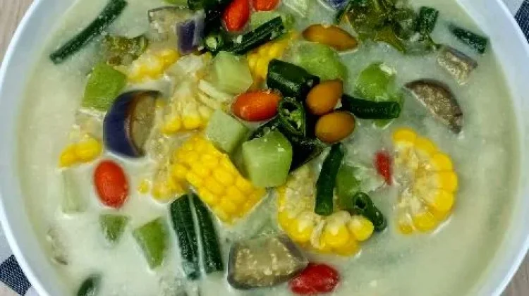 Sayur Lodeh, Perpaduan Sayuran Segar dalam Kuah Santan Gurih