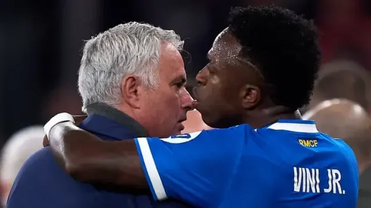 Masa Depan Vinicius Jr di Madrid Era Mourinho Dipertanyakan