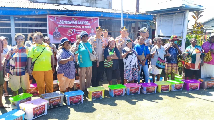 Donor Darah dan Bansos Polres Nabire, Wujud Nyata Bhakti untuk Masyarakat