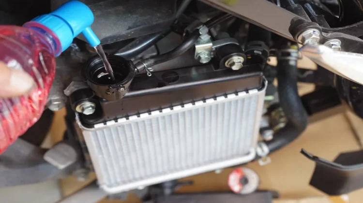 Perlukah Air Radiator Motor diganti ?