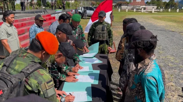 Ikrar Setia Lima Anggota OPM Jadi Momentum Perdamaian di Puncak Jaya