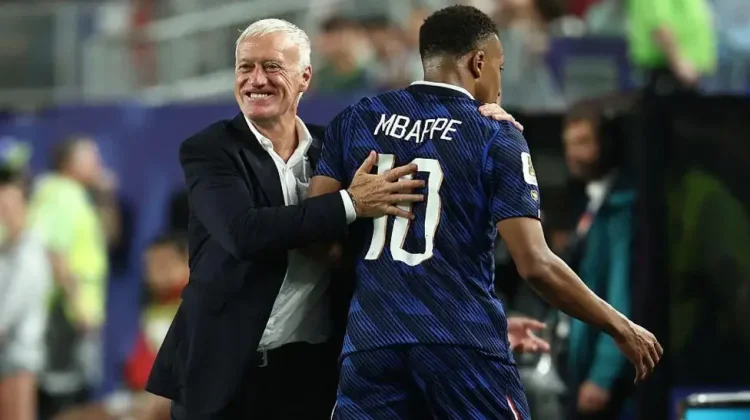 Taktik Deschamps Jadi Kunci Performa Gemilang Prancis