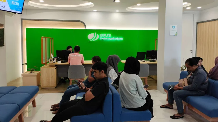 DJP Kaji Peluang Ubah Aturan Pajak Pencairan JHT