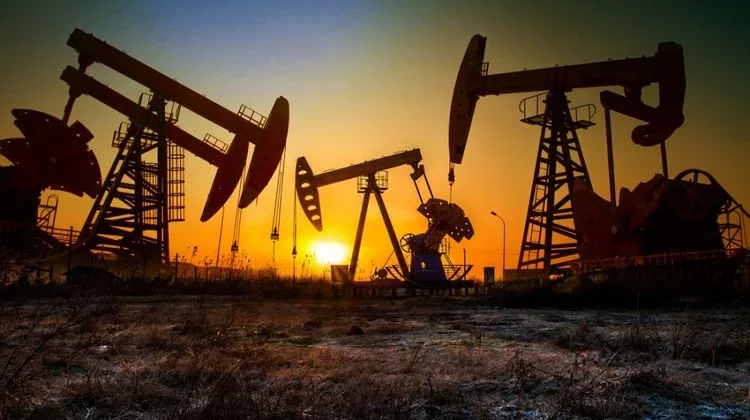 Harga Minyak Terancam Catat Penurunan Kuartalan Terbesar