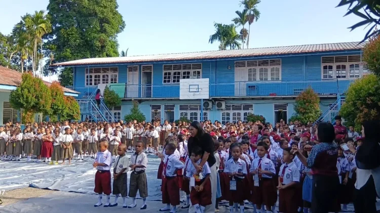Penutupan MPLS SD Agape Nabire 2026 dan 2027 Berlangsung Meriah