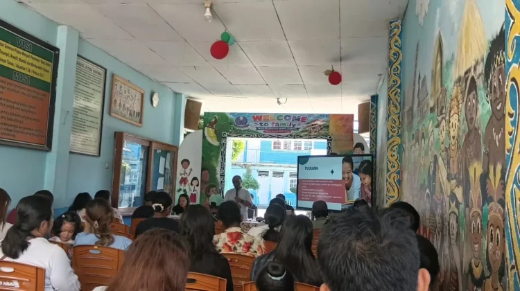 Rapat Perdana Guru Bersama Orang Tua Murid SD Agape Nabire