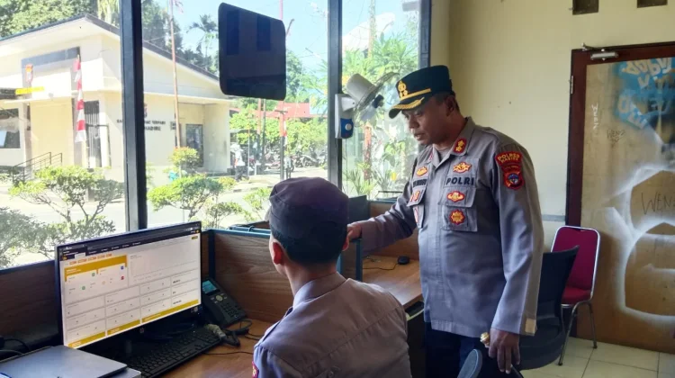 Banyak Panggilan Prank, Kapolres Nabire Minta Warga Bijak Gunakan Call Center 110