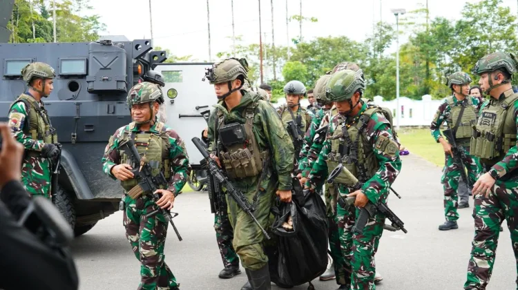 TNI Berhasil Evakuasi Dua Korban Penembakan di Yahukimo, Satu Korban Masih dicari