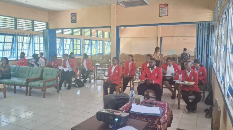 Mahasiswa Calon Guru FKIP USWIN Nabire,  Jadikan PPL Sebagai Sarana Belajar
