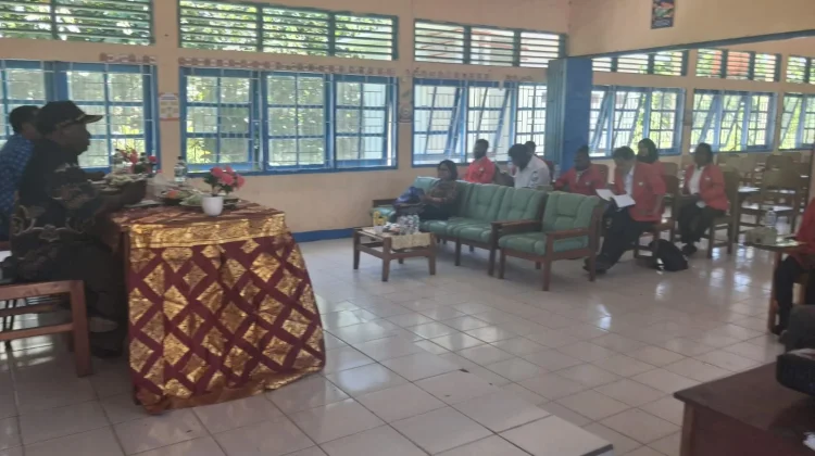 Seluruh Calon Guru  FKIP USWIM Nabire diharapkan Mampu Menjalankan PPL
