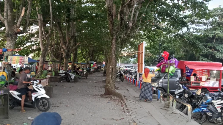 Warga Nabire Minta Kemanan di Pantai Nabire Perlu ditingkatkan